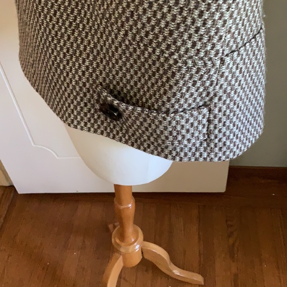 Tahari tweeted blazers - Picture 8 of 9